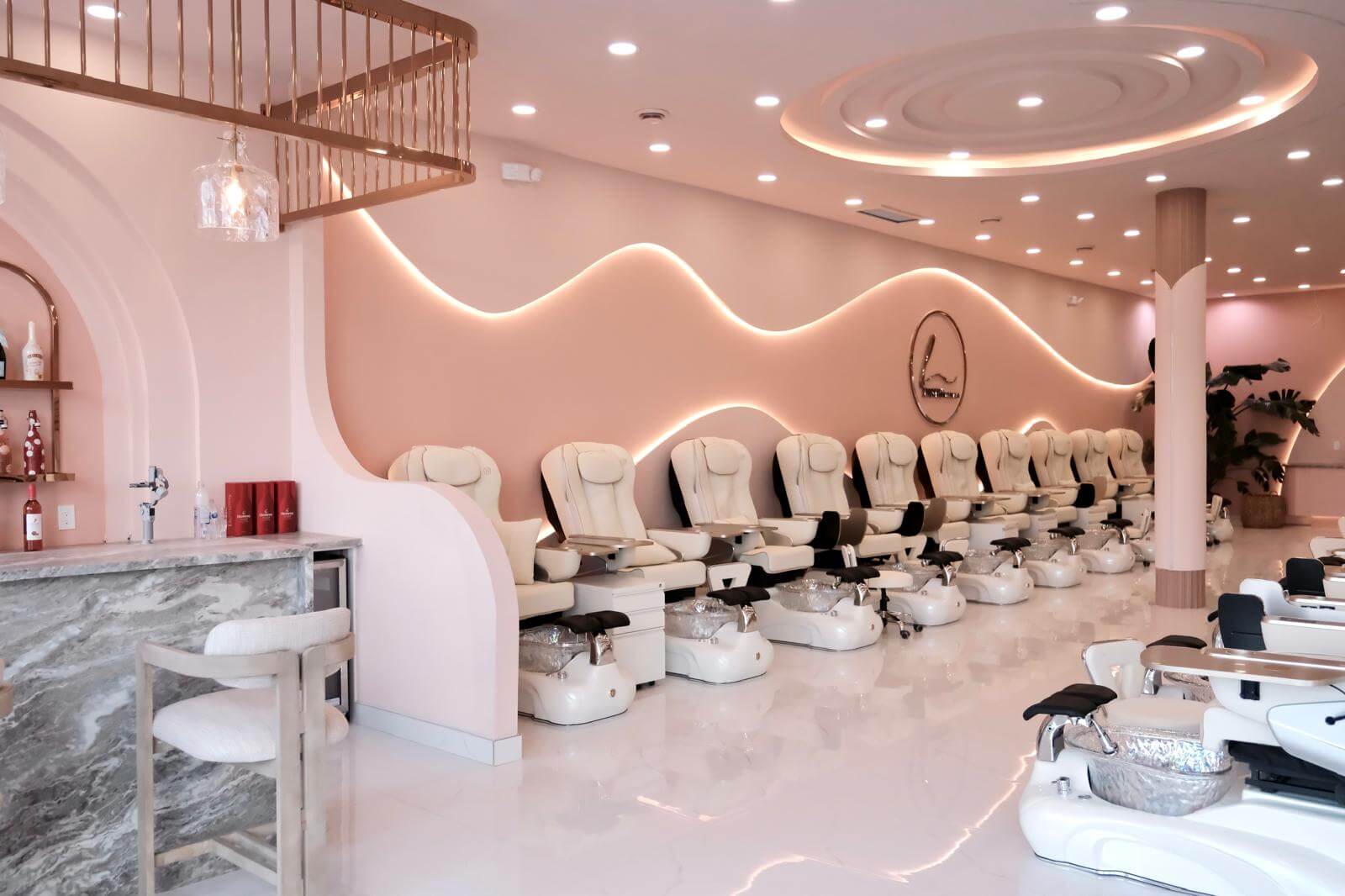 thi-cong-tiem-nail-lustry-nail-canada -urban-tropical-design(5)